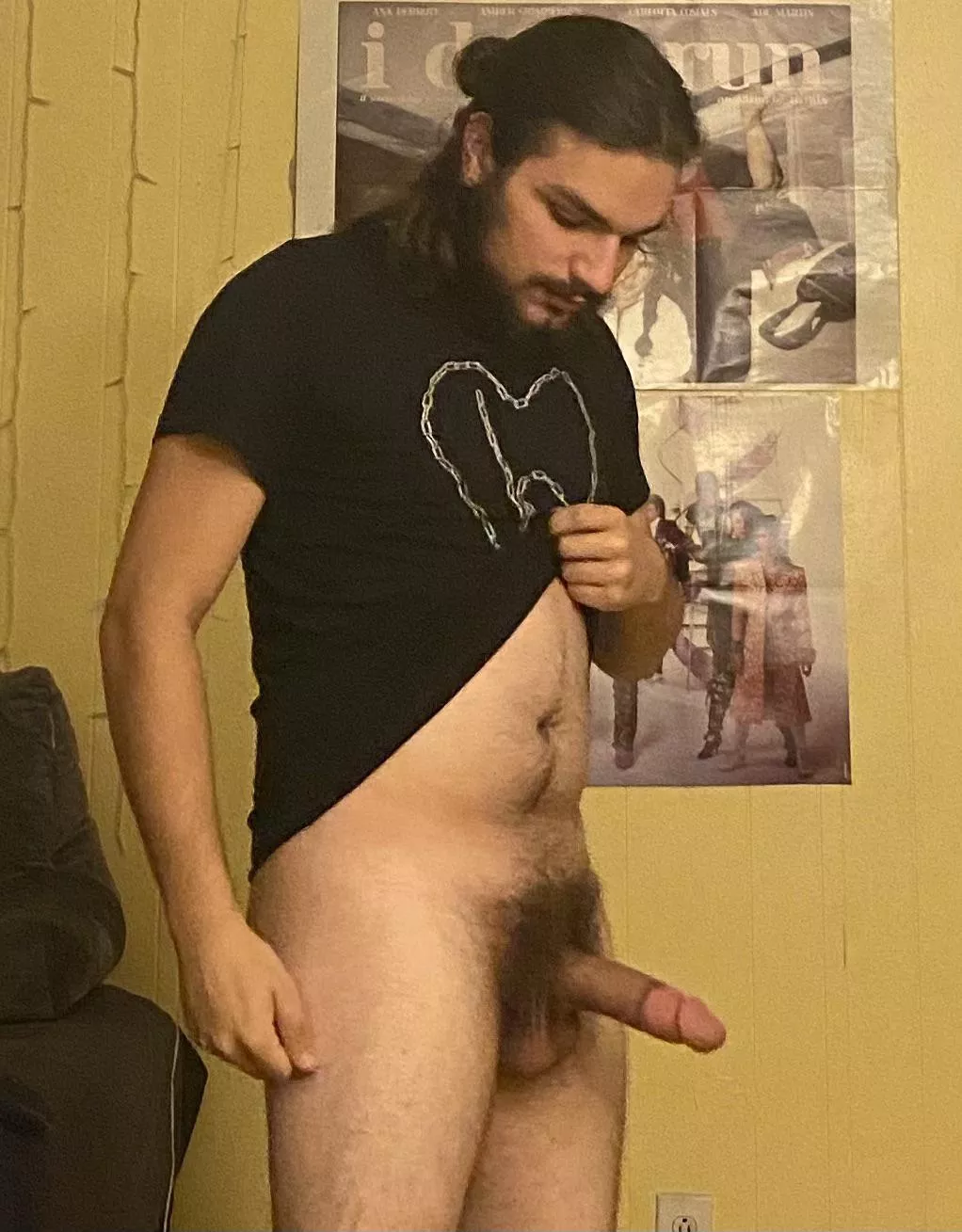 ๐ถiโm in the room, itโs a typical tuesday nightโฆ๐ถ ๐ถiโm in the room, itโs a typical tuesday nightโฆ๐ถ