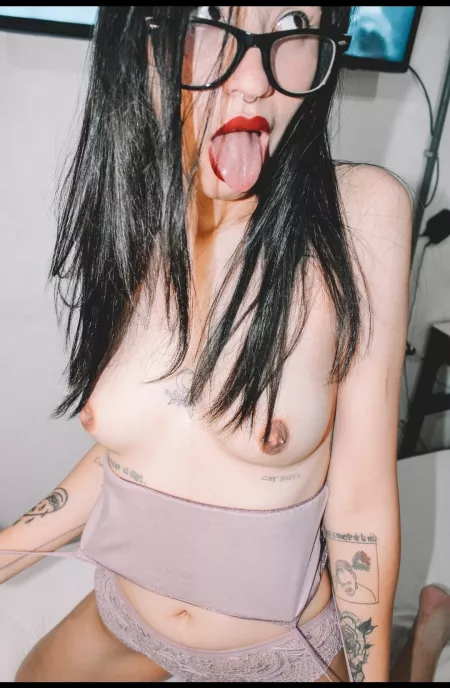 I'm just a hot goth girl waiting for something to happen ๐ค๐ฆ I'm just a hot goth girl waiting for something to happen ๐ค๐ฆ