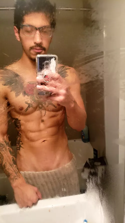 I'm like a solid 7 right๐