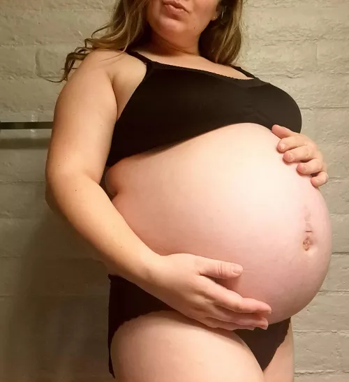 I'm loving my baby bump!