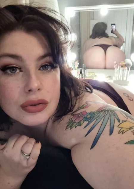 I'm more known for my tits, but I also have a fat ass 😂