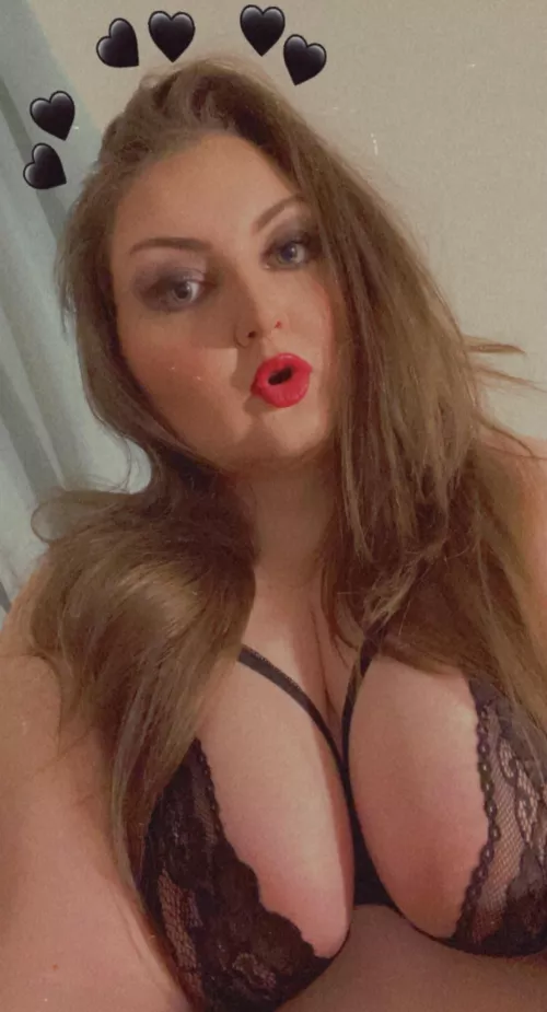 I’m nervous, but here’s a face reveal!