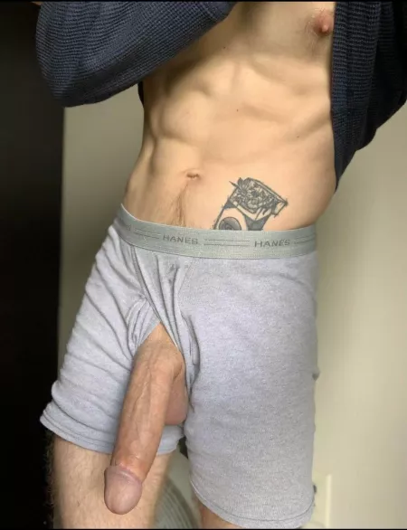 I'm new here, can anyone show me around? π