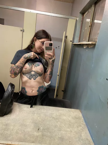 I’m not exactly showing here but the pregnancy is giving me boobs! This is my first time posting nude on the internet pregnant! I’m nervous 😬