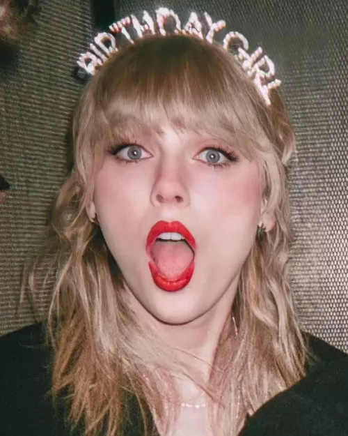 I’m obsessed with Taylor Swift rn