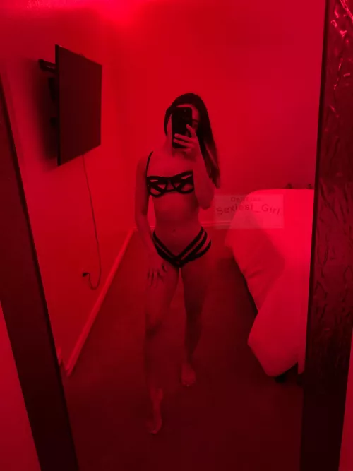 Iβm only 4β9. Would you still cum in me?