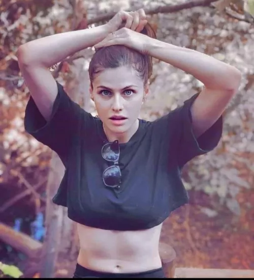 I’m playing Alex Daddario in a specific scene for buds that can follow my lead…