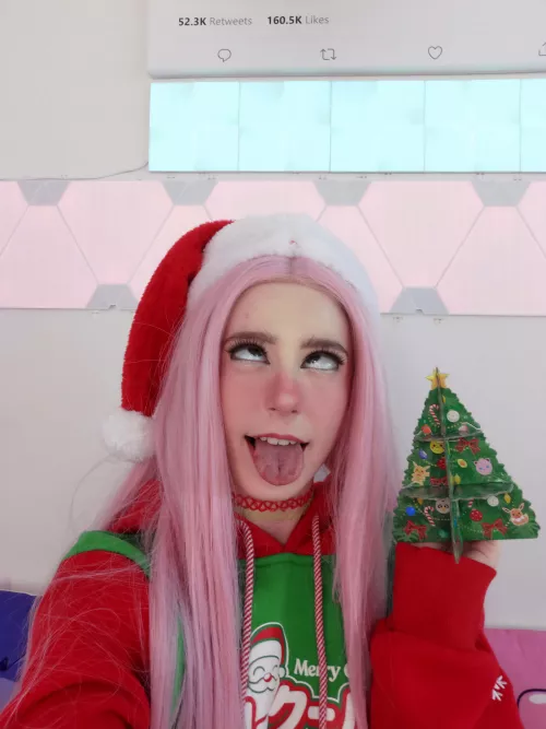 I'm ready for my present 😍💖