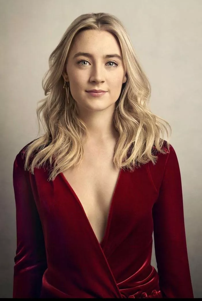I’m ready to enjoy Saoirse Ronan for the first time. Who wants to join? I’m ready to enjoy Saoirse Ronan for the first time. Who wants to join?