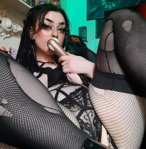 I'm Sage 🌿 Would you like to see all of me?😏 $6 SALE, 60% OFF with a Free Solo or B/G video 💋