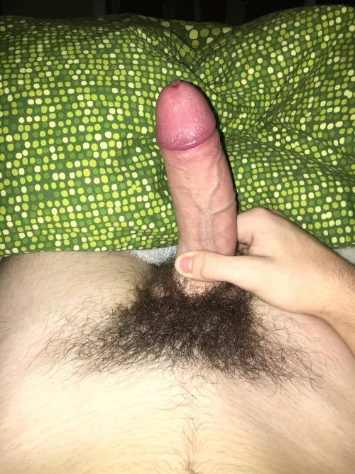Iβm so horny right now, anyone want to chat?