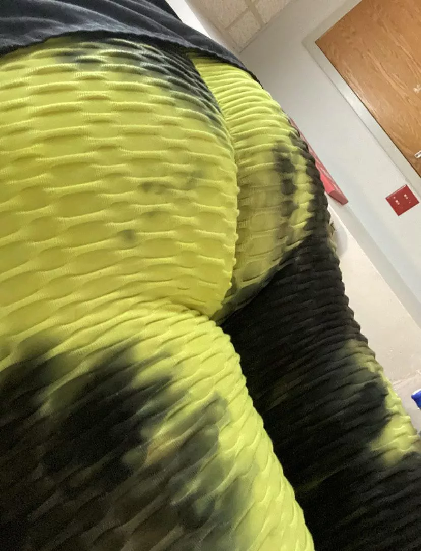 Iβm so horny today! Iβm so horny today!