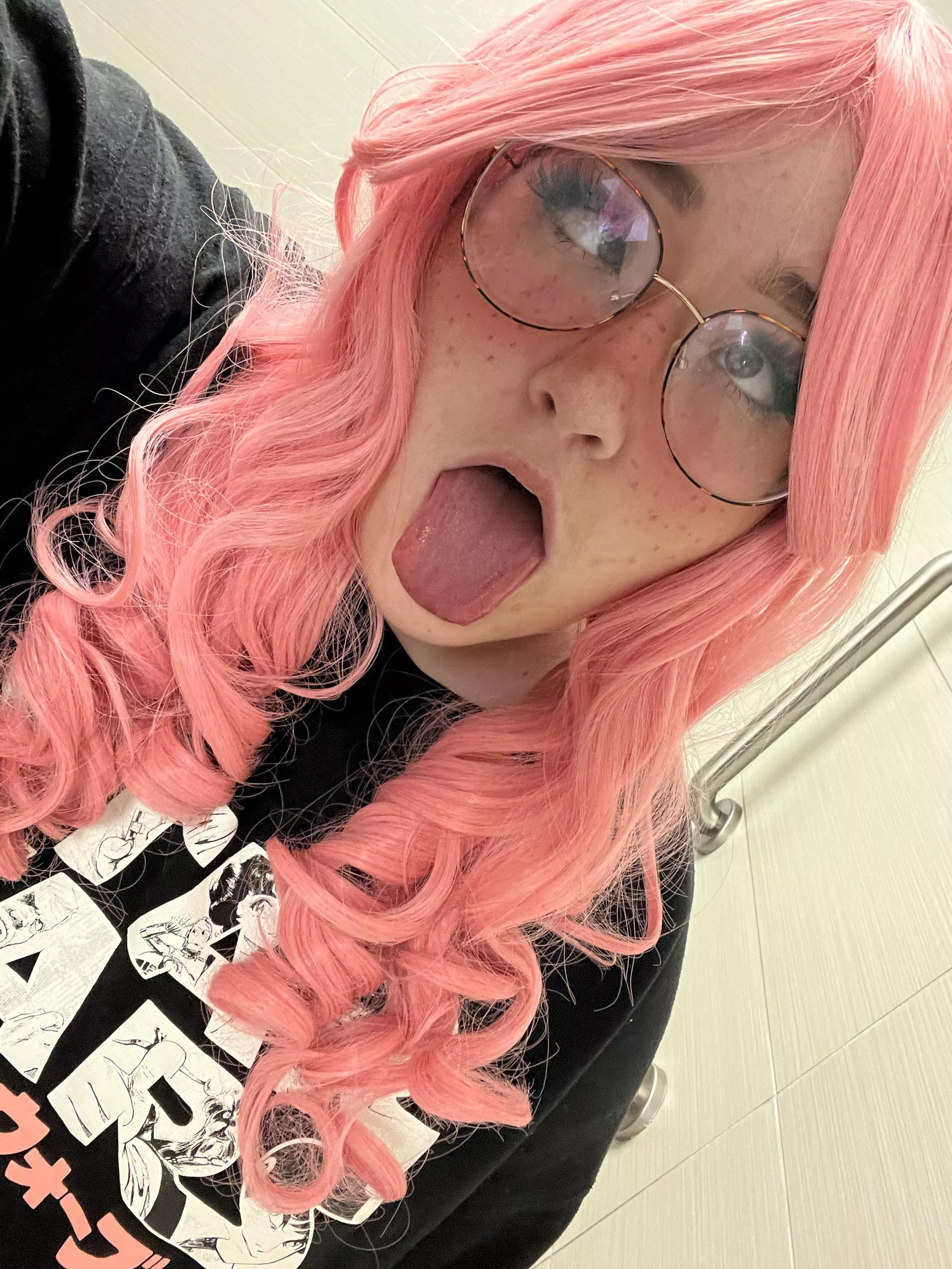 I’m so thirsty Daddy. 🤤