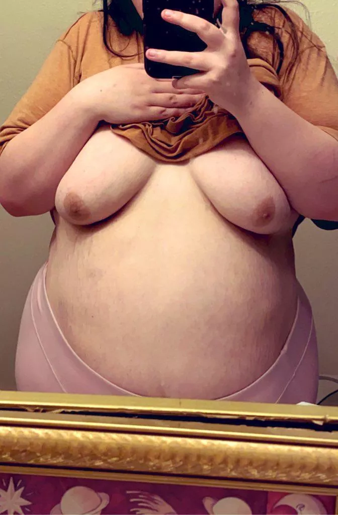 I’m soft, come squeeze me!