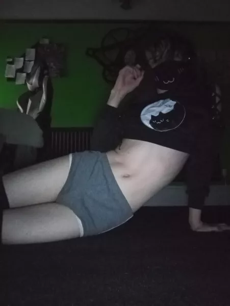 I'm starting to run out of poses to do TwT I'm starting to run out of poses to do TwT