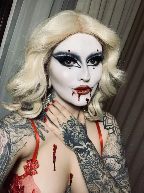 I’m starving for red! I’m starving for red!