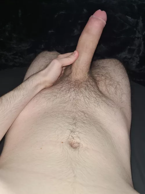 I'm straight, but I wonder how many of you would suck this? 😏