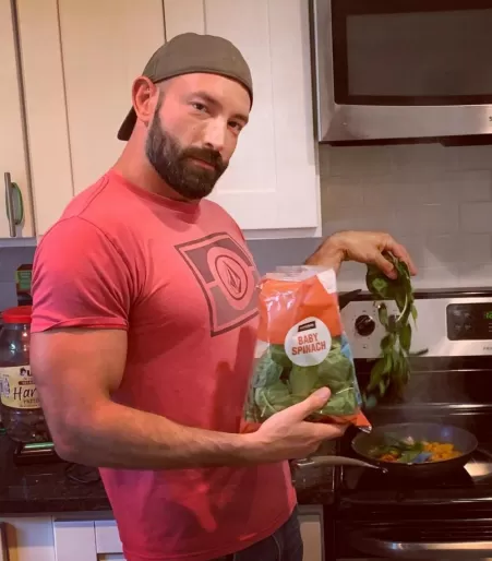 I'm strong to the finich, cause I eats me spinach. I'm strong to the finich, cause I eats me spinach.