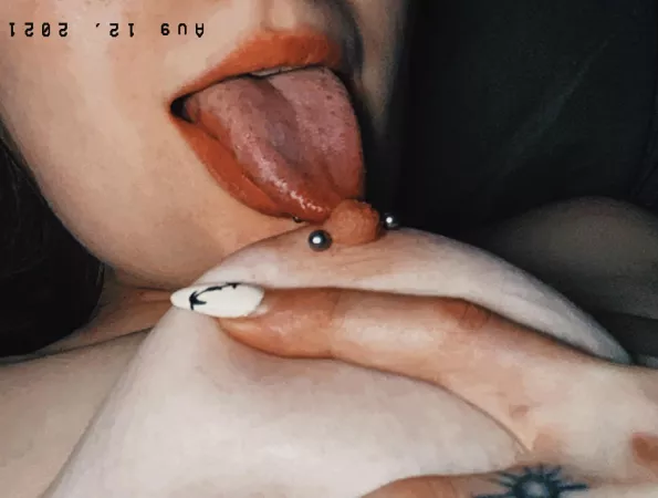 I’m such a little tease 😝😘