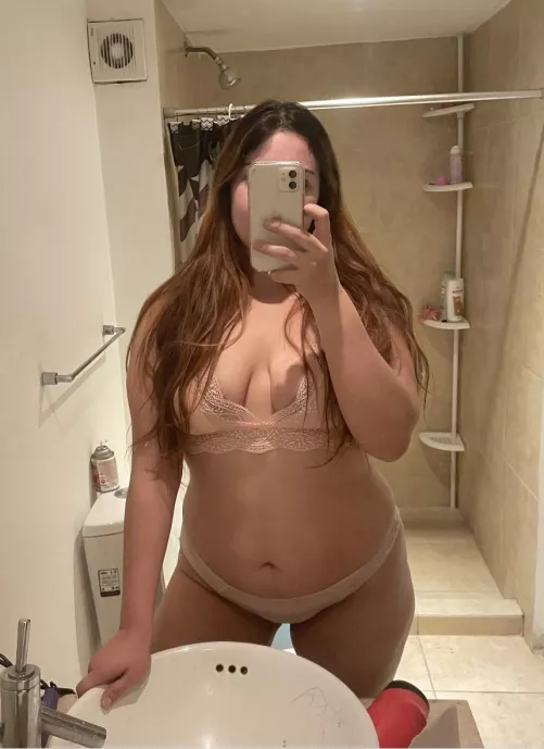 I’m thicker in person 💕💕