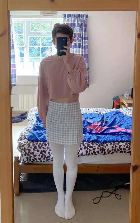 I’m trying on some different types of skirts, other than pleated ones which I’m used to I’m trying on some different types of skirts, other than pleated ones which I’m used to