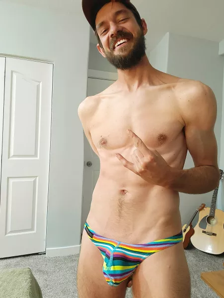 I'm usually naked so when I have to wear undies I make sure they're cozy ๐