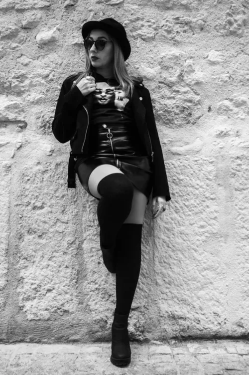 I'm waiting for the devil [F28] 🖤