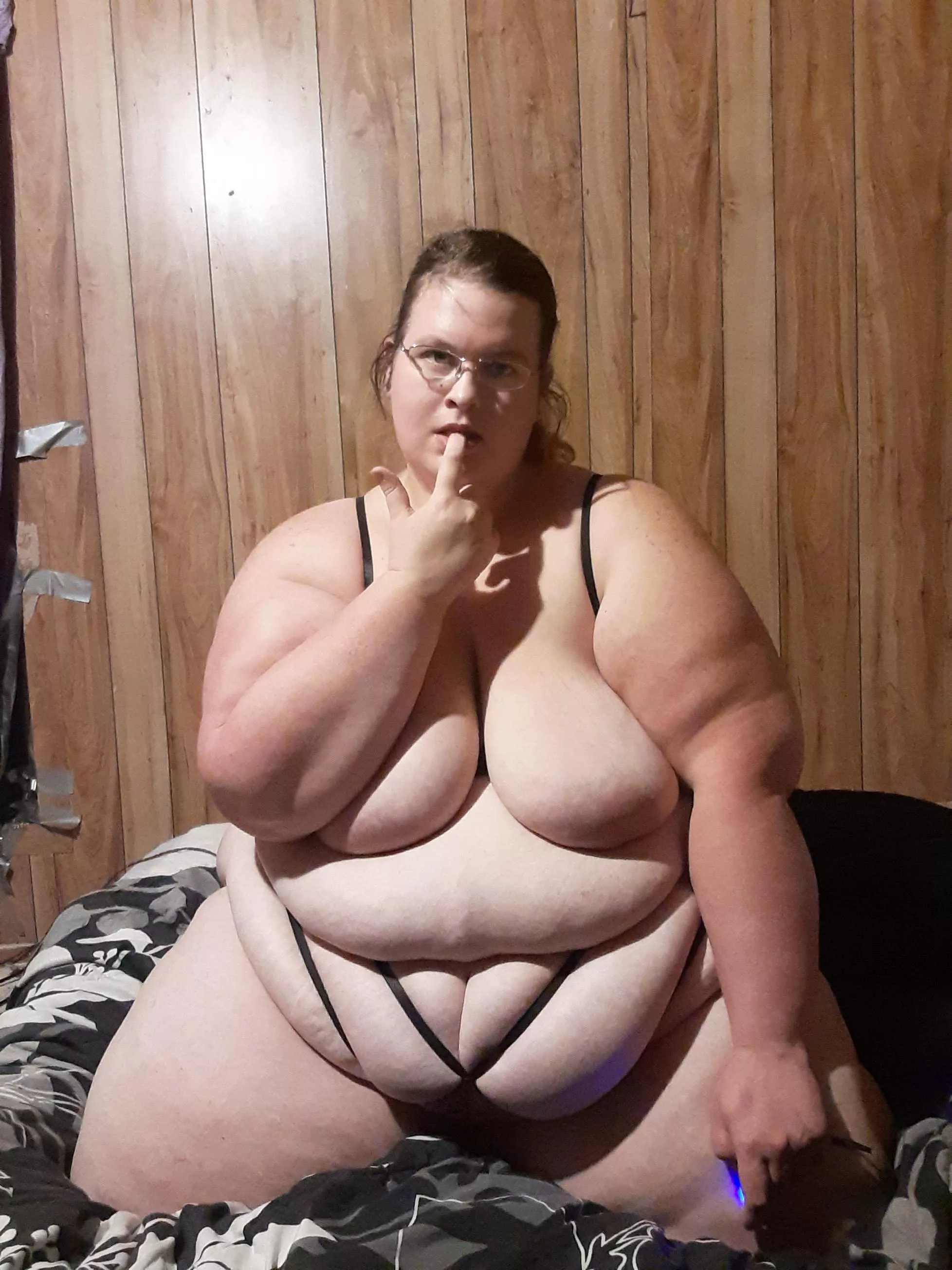 I'm waiting for you, daddy I'm waiting for you, daddy