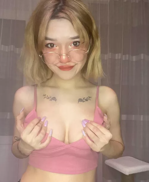 I’m waiting for you so we can have some fun 😈 Always down to chat 😉 Tell me what’s your desire baby🍒 Link on my profile 💋