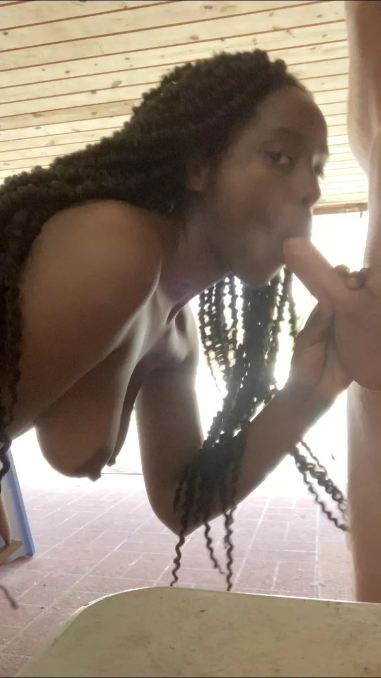 [Image] Happy Monday