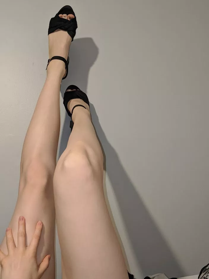 imagine me stepping on your balls now 😈v