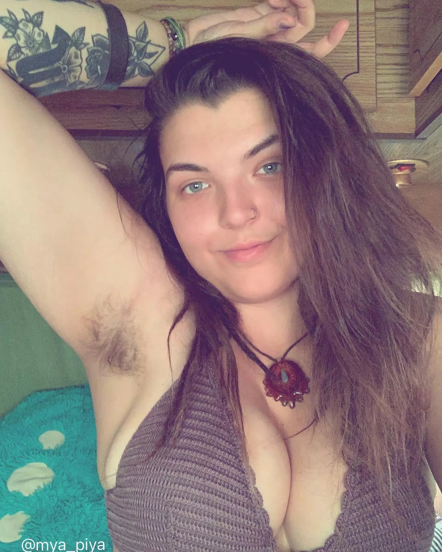 In need of morning kisses ?