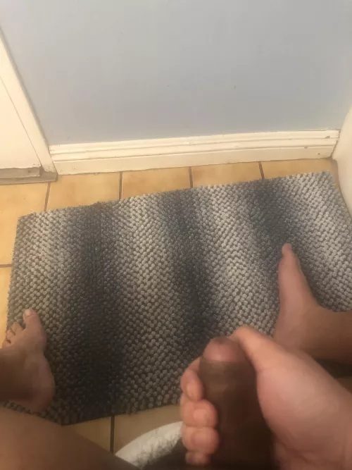 In the IE area hmu for meet ups/ I’m 22