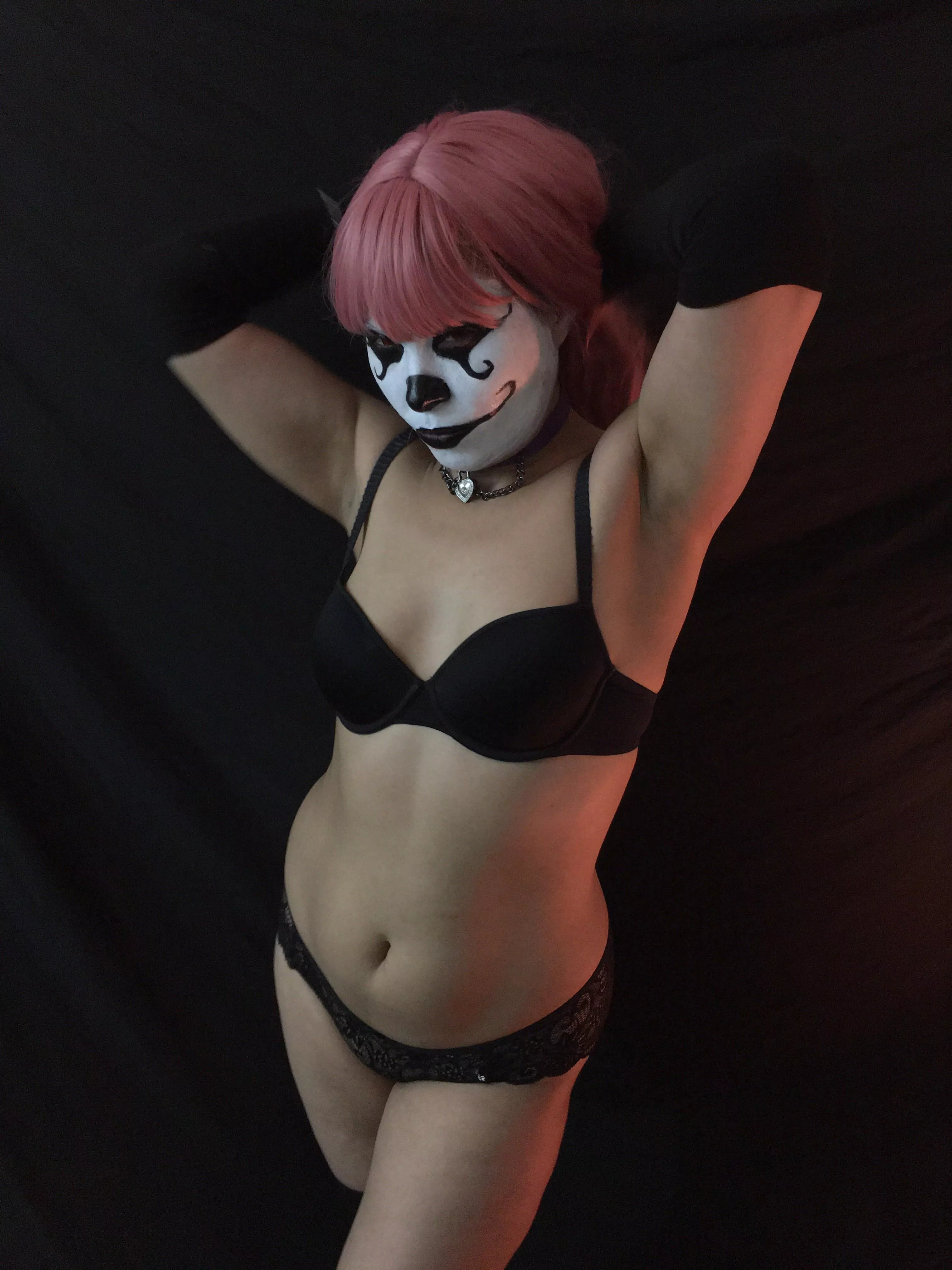 In the mood to play😈