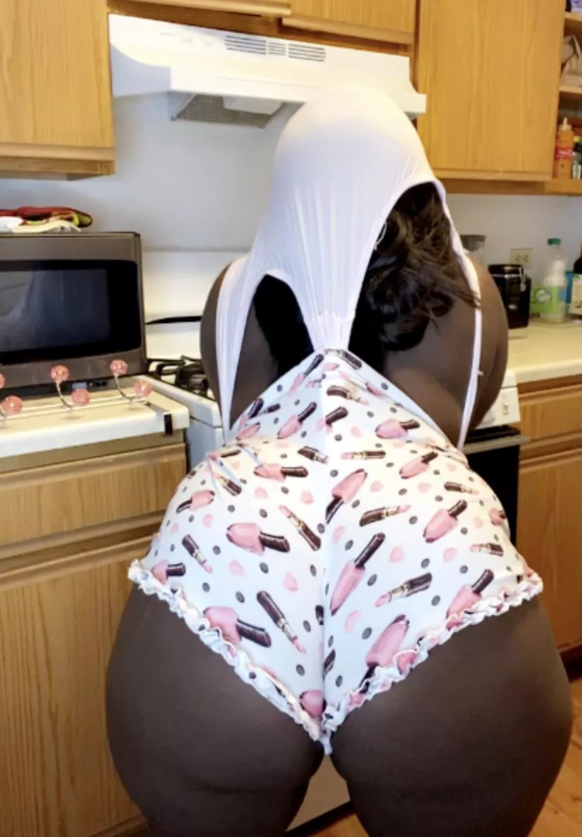 Inbox me now for wedgie Customs !!!