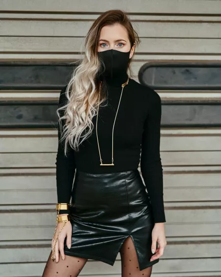 Inés