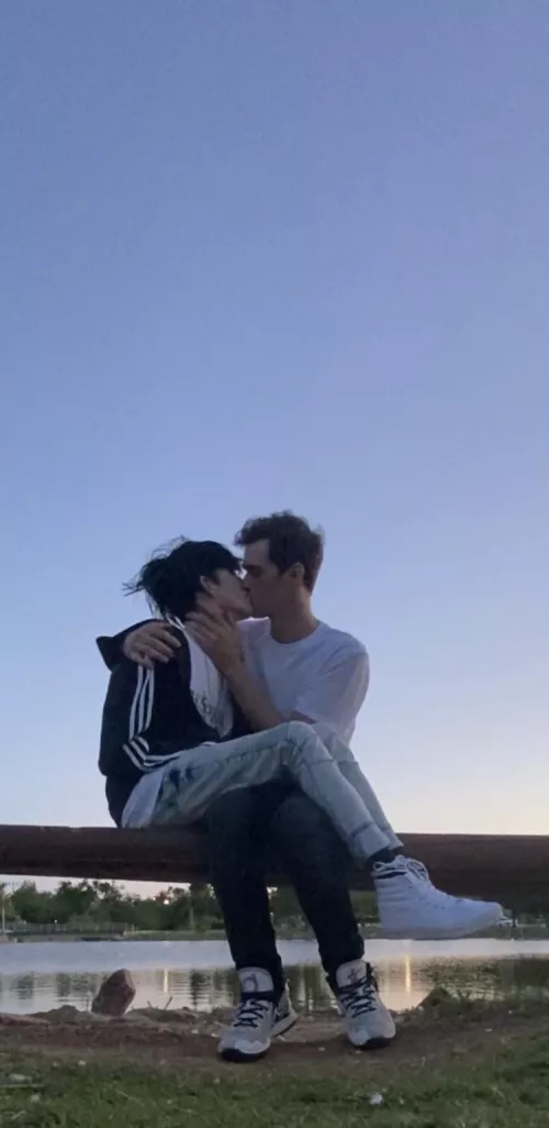 Innocent kisses at the park 💋