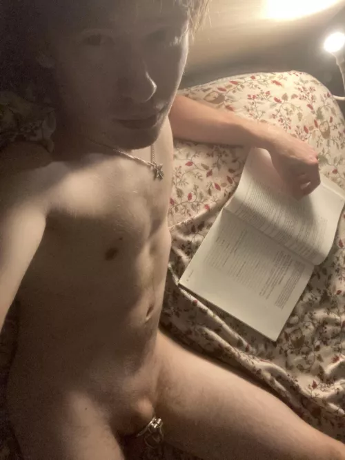 Instead of jerking off and watching porn, Iβm reading before bed. Being locked can do wonders.