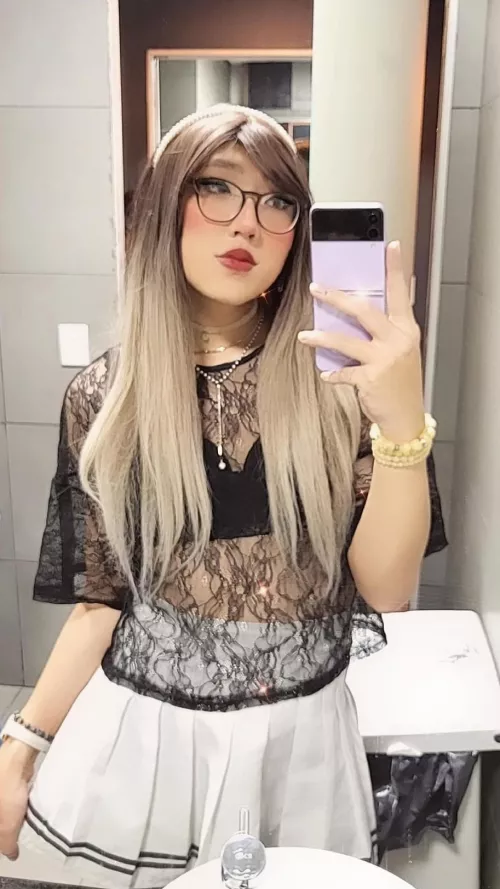 invite me out for dinner ? 😋🤍