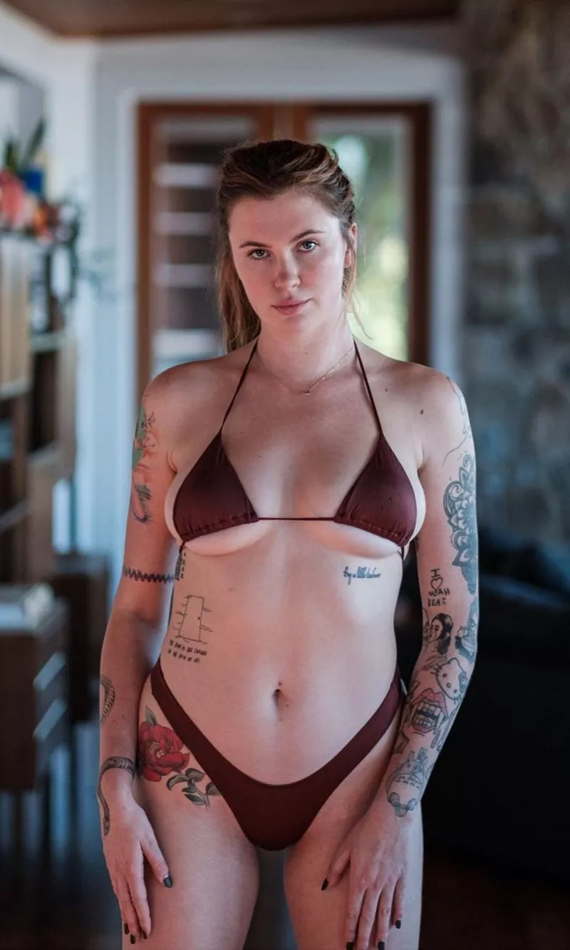 Ireland Baldwin is pure sex Ireland Baldwin is pure sex