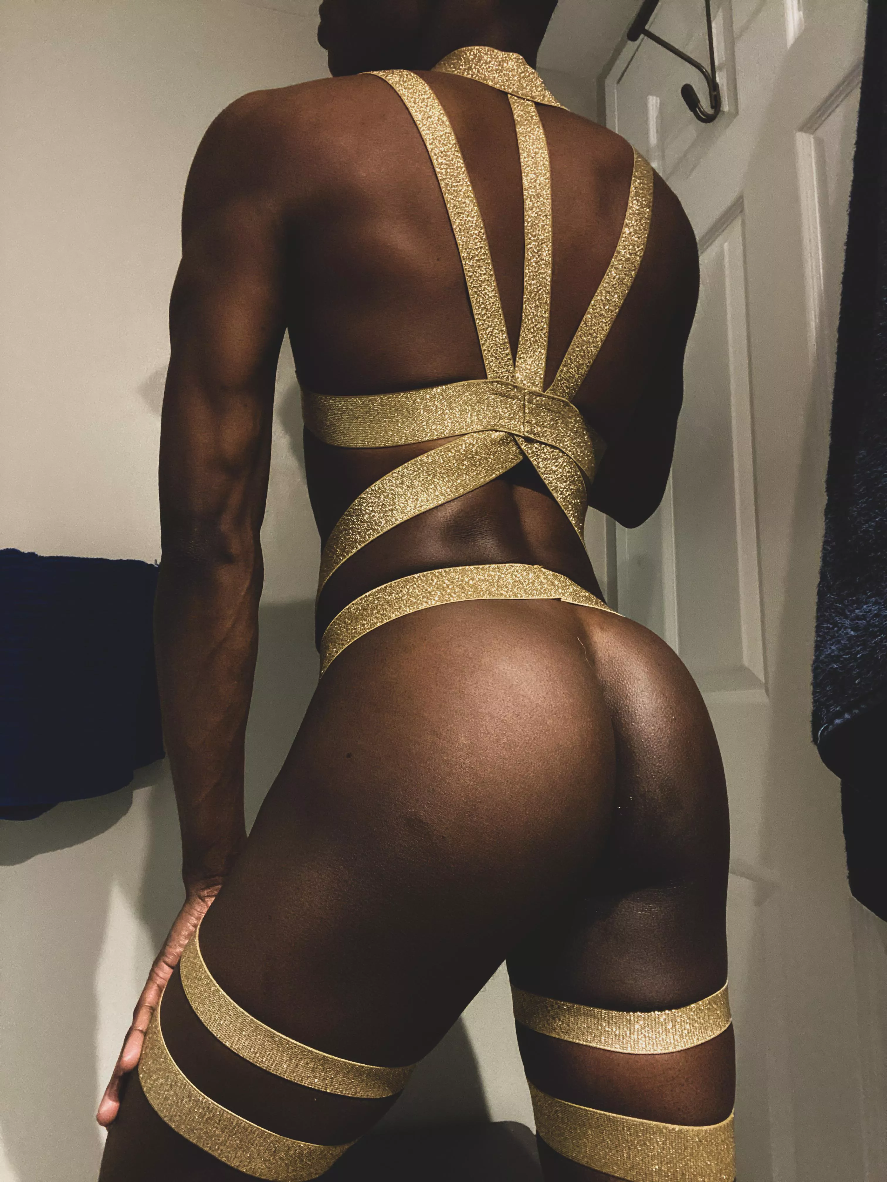 Is a verbal daddy with a bwc too much too ask for? 🥺🥺 k ik: Blckbttmboy