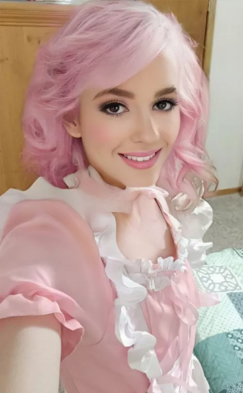 Is anyone hiring for a full time live in fuck doll?