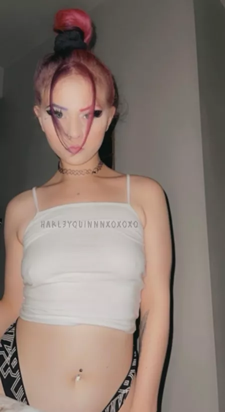 Is anyone willing to make use out of my petite body? Is anyone willing to make use out of my petite body?
