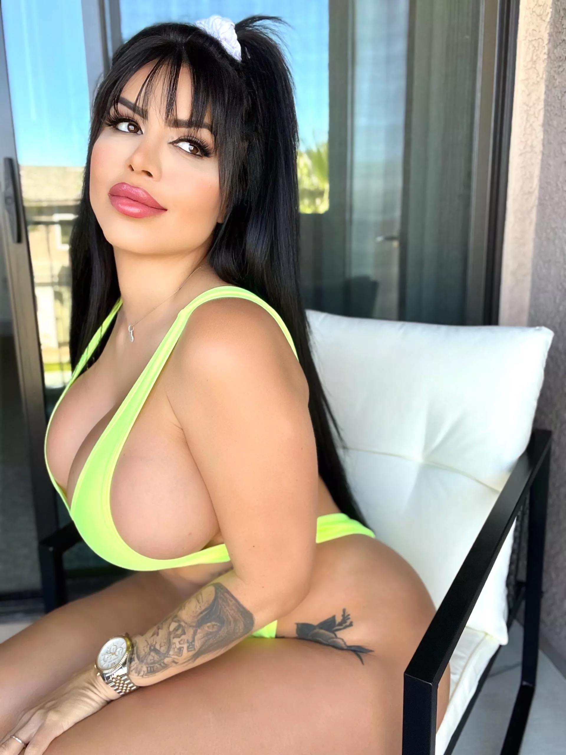 Is green your favorite color? Is green your favorite color?
