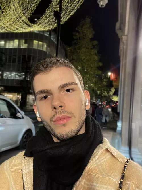 is it Christmas already? is it Christmas already?