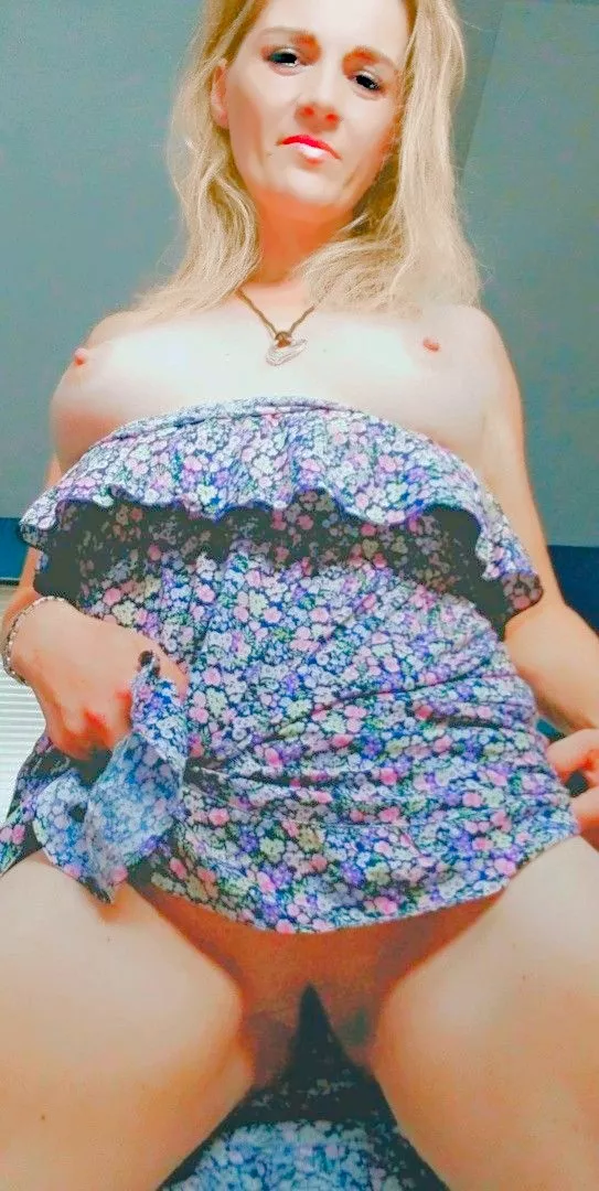 Is it still an upskirt if it's on purpose? Teehee