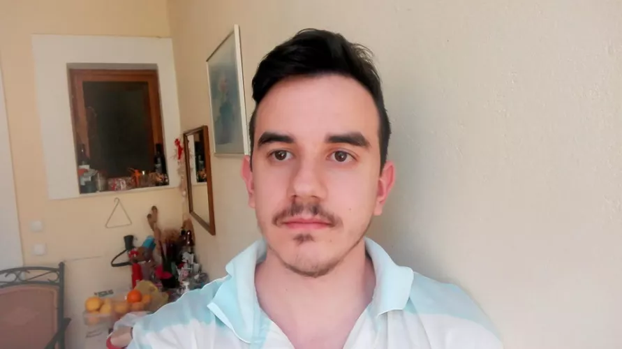 Is it vanity that I really want to be good looking? Like, I feel that's the only way for me to have a chance in love in the (gay) world... Is it vanity that I really want to be good looking? Like, I feel that's the only way for me to have a chance in love in the (gay) world...