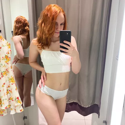Is my ass ripe enough to turn you on? Is my ass ripe enough to turn you on?
