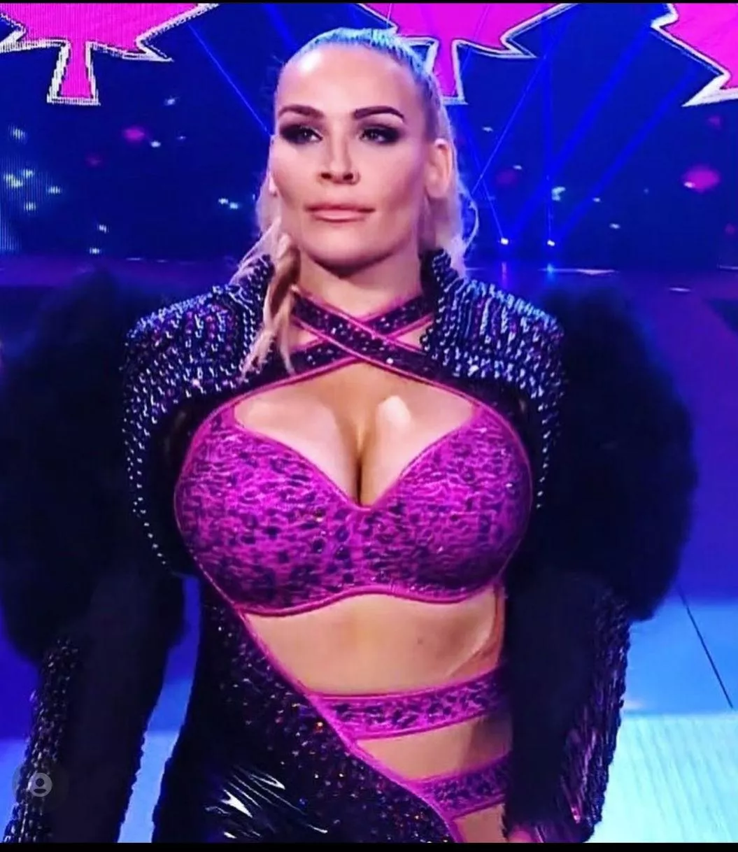 Is Nattie now bigger than DDana? Is Nattie now bigger than DDana?