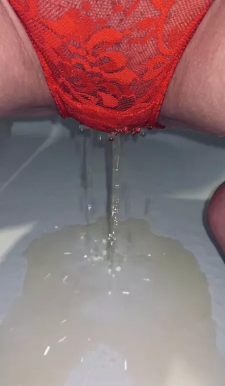 Is red my color๐